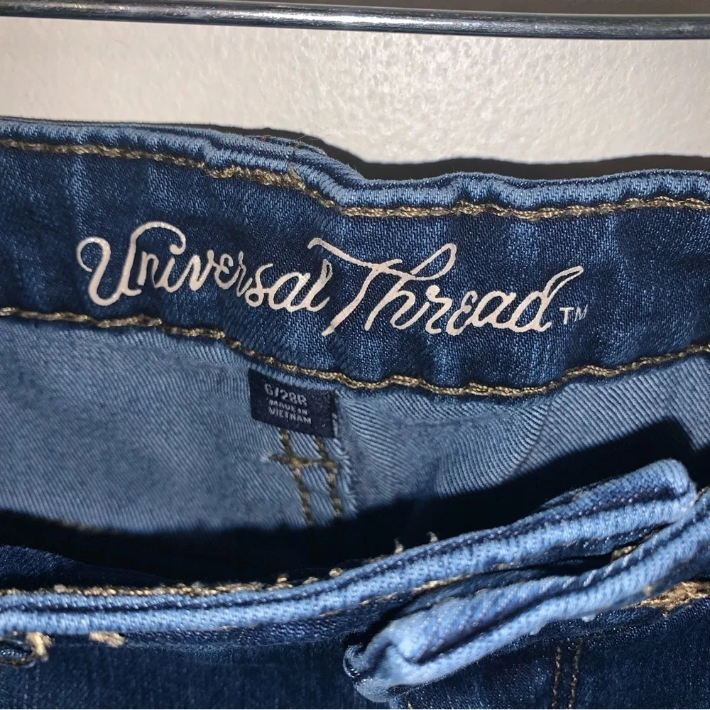 EUC Universal Thread Jeans